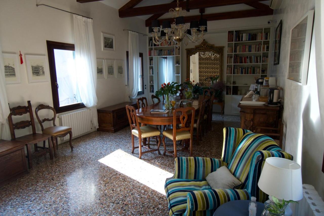 Bed and Breakfast Casa Colleoni Венеция Экстерьер фото