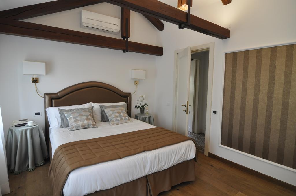 Bed and Breakfast Casa Colleoni Венеция Экстерьер фото