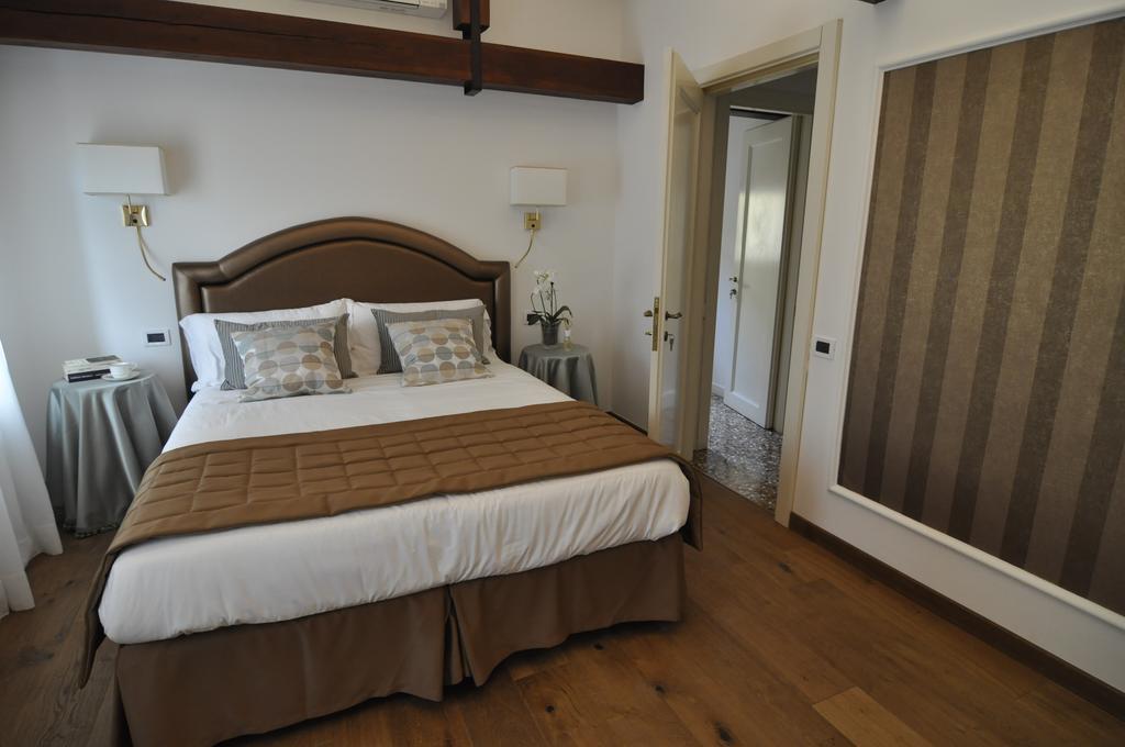 Bed and Breakfast Casa Colleoni Венеция Экстерьер фото