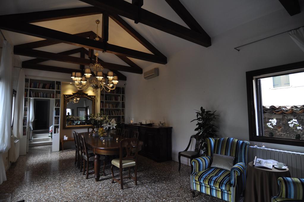 Bed and Breakfast Casa Colleoni Венеция Экстерьер фото