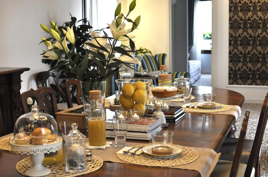 Bed and Breakfast Casa Colleoni Венеция Экстерьер фото