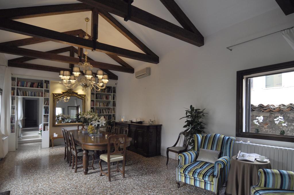 Bed and Breakfast Casa Colleoni Венеция Экстерьер фото